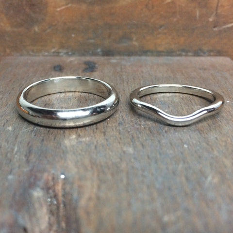 FITTED WEDDING BAND